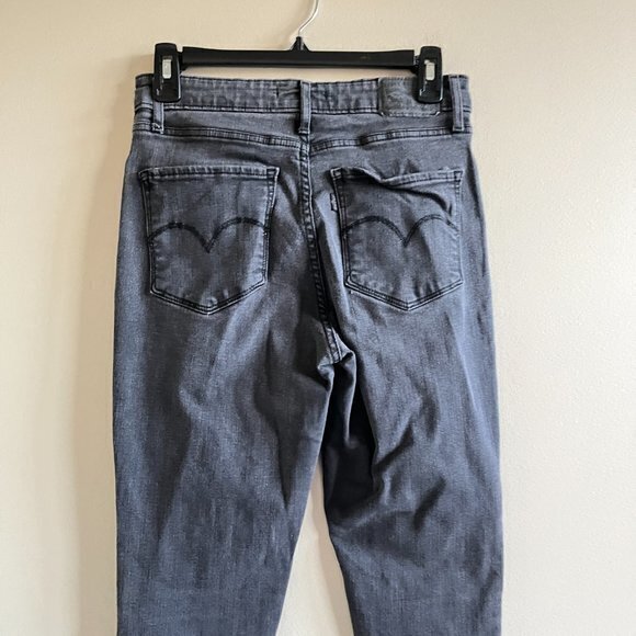 Levi's 721 10" High-Rise Skinny Jeans Dark Gray Wash Grey Raw Hem Jeans Size 29 - Picture 5 of 9